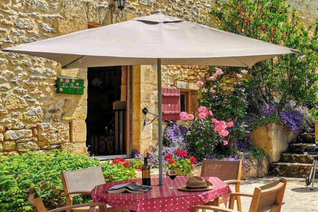Villa La Forge, Le Banquet Aux Eyzies à Les Eyzies Extérieur photo