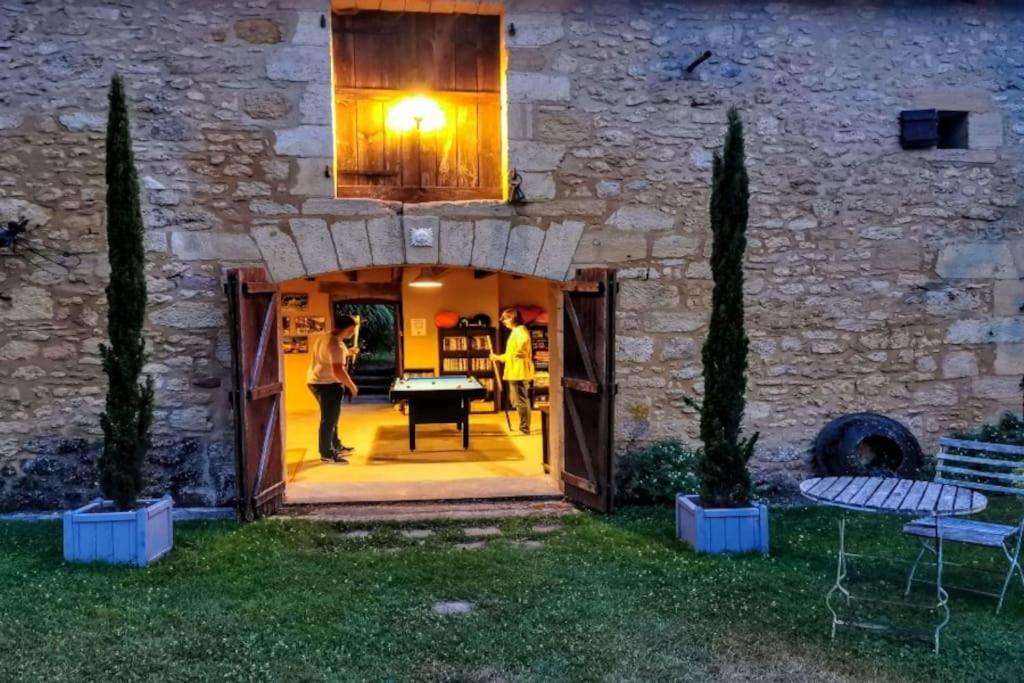 Villa La Forge, Le Banquet Aux Eyzies à Les Eyzies Extérieur photo
